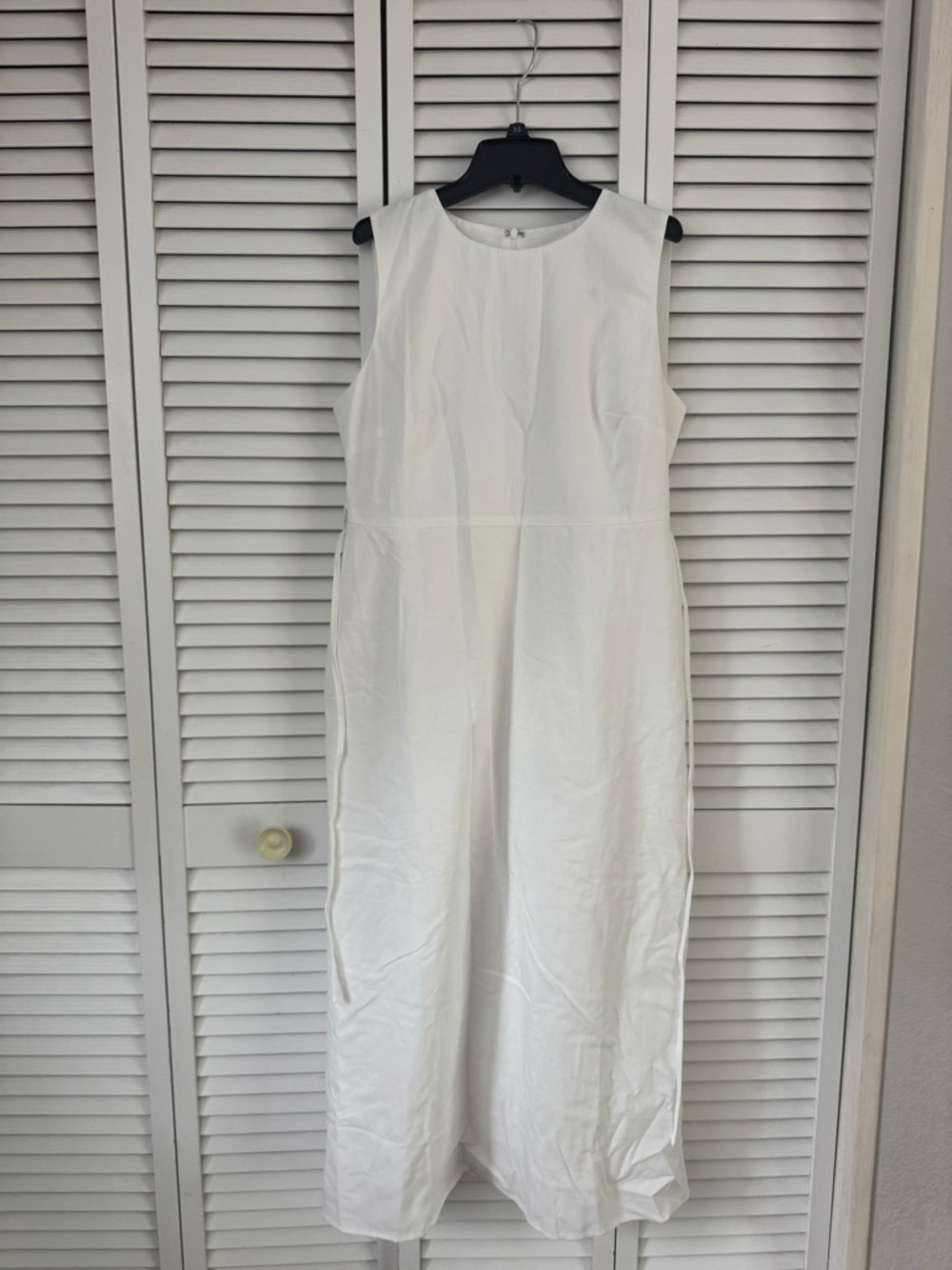 Commense  White linen Sleeveless midi  Dress